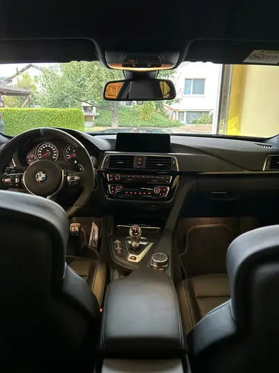 BMW M4 Competition 2019 — Coupé haute performance, 26'700 km seulement — Miniature 14