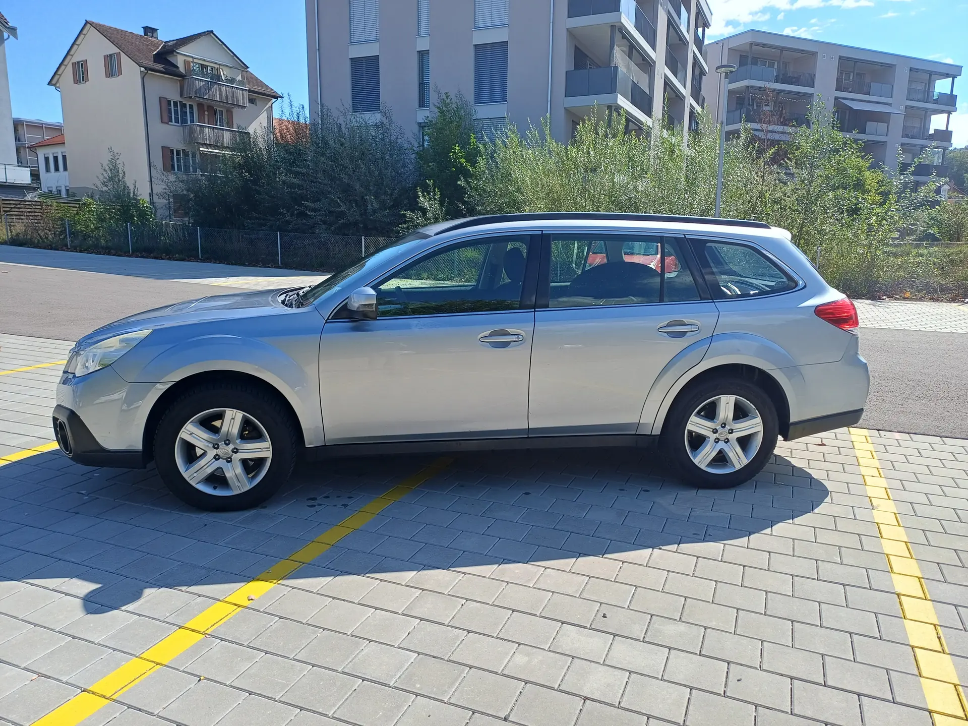 Subaru Outback 2.0 D Advantage — Diesel robuste, entretien certifié, prêt à l'aventure