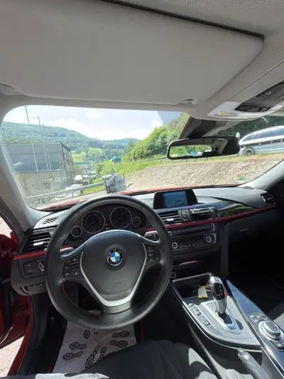 BMW 330d xDrive Touring — Diesel performant, 5 portes pratique, sans sinistre — dettaglio