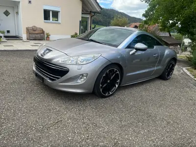 Peugeot RCZ 1.6 200 Turbo — Coupé sportif affûté, 128 600 km, sans accident — intérieur
