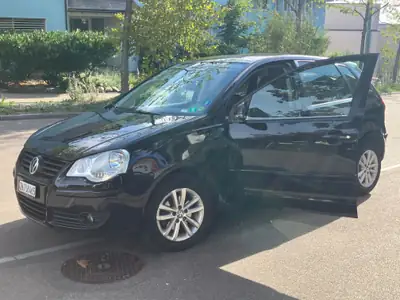 VW Polo 1.6 16V Young&Fresh — Citadine fiable, entretien réduit, sans sinistre — Armaturenbrett