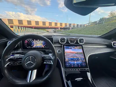 Mercedes-Benz C 300 AMG Line 4Matic — Berline dynamique hybride essence, 51 000 km seulement — Thumbnail 7