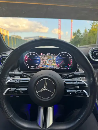 Mercedes-Benz C 300 AMG Line 4Matic — Berline dynamique hybride essence, 51 000 km seulement — Thumbnail 8