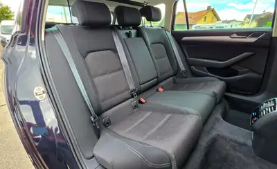 VW Passat 2.0 TDI 150 Comfortline — Break spacieux, diesel économe et bien équipé — Miniatura 14