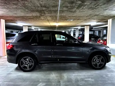 Mercedes-Benz GLC 300 e AMG Line — SUV hybride rechargeable, 77 000 km seulement — Miniature 9