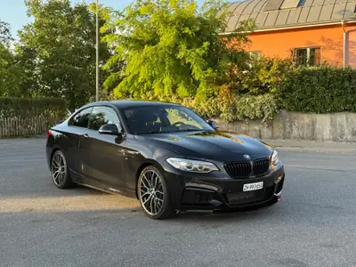 BMW M235 Coupé 2016 — 326 ch, échappement Remus, sans accident — côté