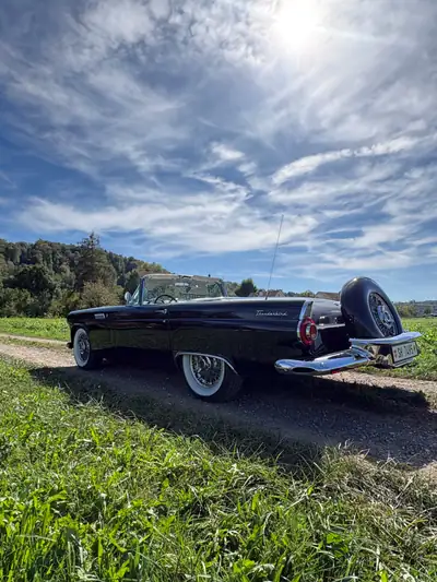 Ford Thunderbird Convertible 1956 — Légende américaine, moteur V8 312 ch — Armaturenbrett