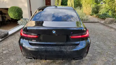 BMW M340i xDrive 48V — Berline sportive hybride légère, quasi neuve avec service gratuit — dettaglio