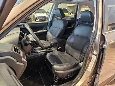 Subaru Forester 2.0i Executive — SUV fiable avec Standheizung et attelage 2000kg — Miniatura 26