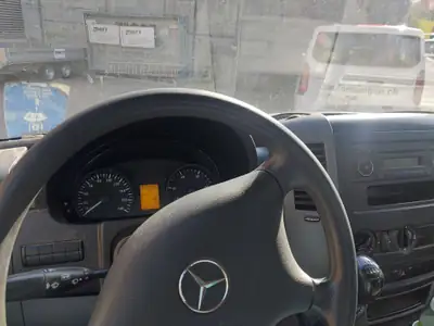 Mercedes-Benz Sprinter 513 CDI — Chassis-cab 3-places avec grue 2t, inspectée — Thumbnail 7