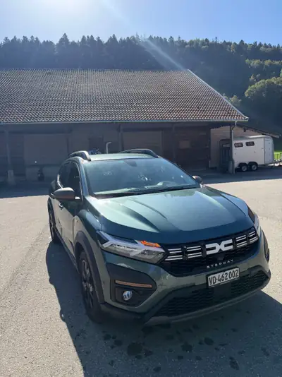 Dacia Sandero 1.0 TCe 110 Stepway Extreme+ — Citadine polyvalente, entretien économique — interior