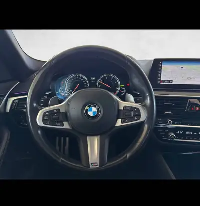 BMW 530d xDrive M-Packet — Berline prestige diesel, équipement complet — Miniatura 13