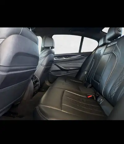 BMW 530d xDrive M-Packet — Berline prestige diesel, équipement complet — Miniatura 16