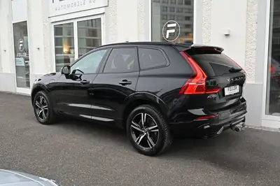Volvo XC60 T6 eAWD R-Design — SUV hybride rechargeable, 341 ch, très peu kilométré — Detail