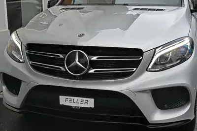 Mercedes-Benz GLE 350 d 4Matic — SUV premium diesel, équipement AMG Line complet — Innenraum