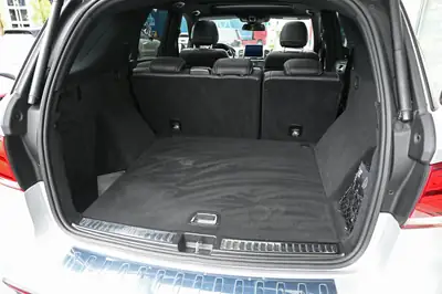 Mercedes-Benz GLE 350 d 4Matic — SUV premium diesel, équipement AMG Line complet — Miniatur 8