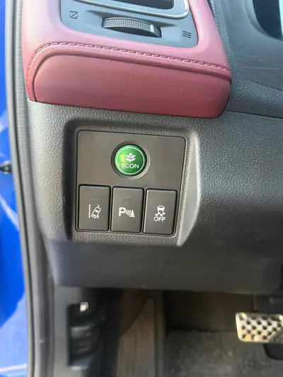 Honda HR-V 1.5i-VTEC Turbo — Compact polyvalent à 85 000 km, turbo dynamique — Thumbnail 16