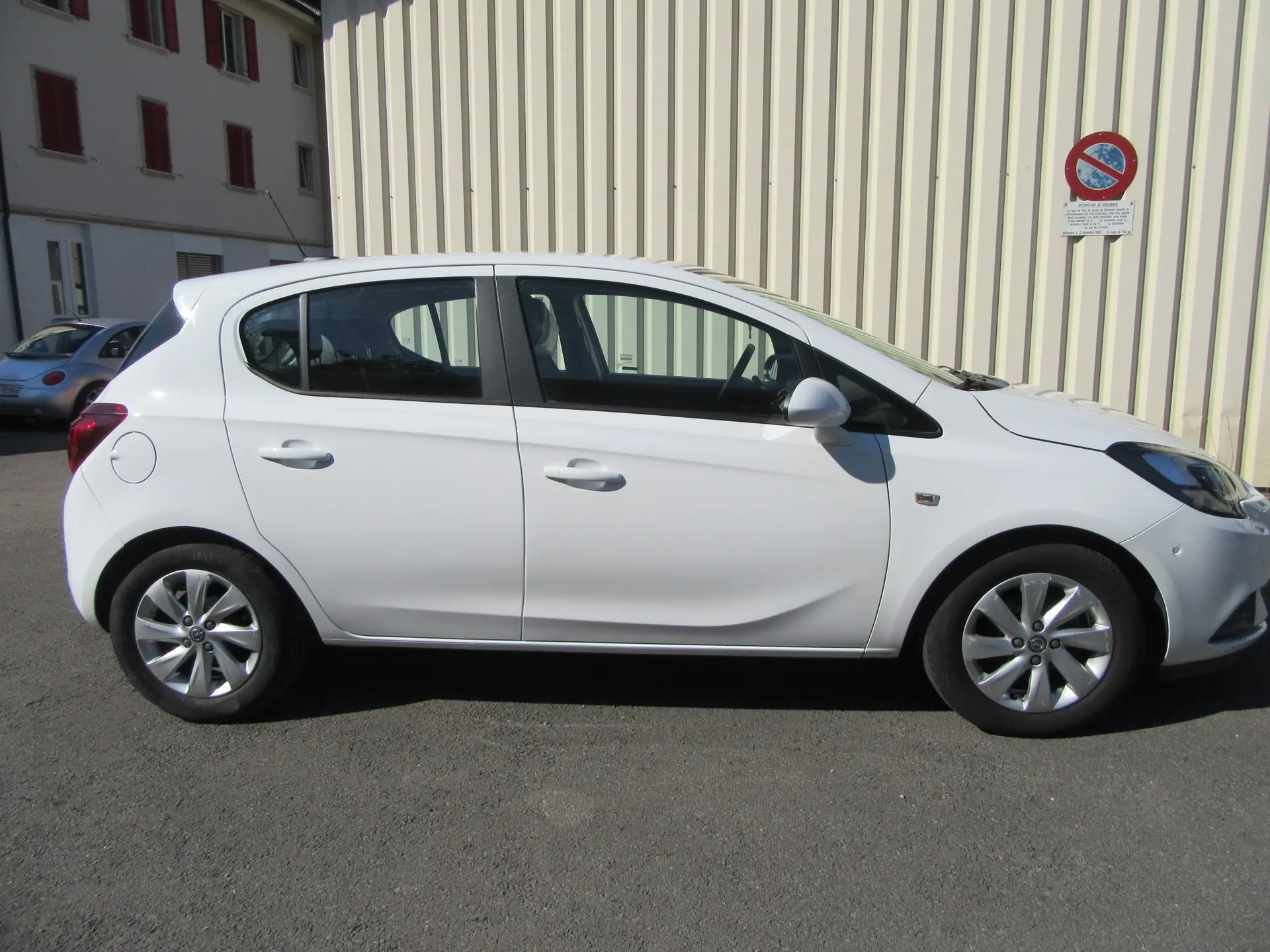 Opel Corsa 1.4 eTEC Excite — Citadine dynamique, faible kilométrage et consommation maîtrisée