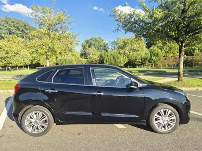 Suzuki Baleno 1.2 SHVS Compact Top — Citadine économe et fiable, 125'000 km — vista esterna