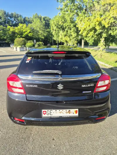 Suzuki Baleno 1.2 SHVS Compact Top — Citadine économe et fiable, 125'000 km — vista posteriore