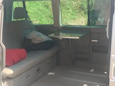 VW T4 2.5 TDI 102 — Monospace robuste 7 places, sans accident — detail