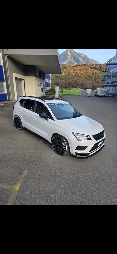 CUPRA Ateca 2.0 TSI 4Drive — SUV haute performance 420 ch, seulement 45'000 km — vista esterna