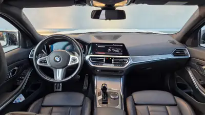BMW 320d xDrive Touring — Break M-Sport 2022, motorisation efficace et transmission intégrale — interni