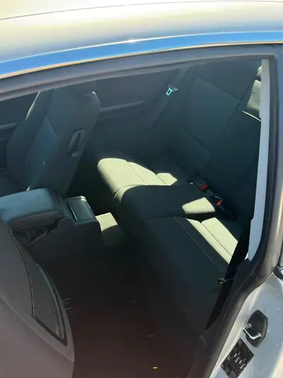 BMW 320 Coupé 2003 — Élégance sportive, motorisation fiable et kilométrage préservé — dettaglio