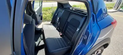 Dacia Sandero 1.0 TCe Stepway Comfort — Petit SUV urbain économique, 38'000 km seulement — Miniatura 9