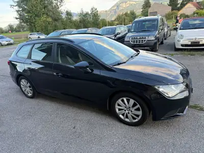 SEAT Leon 1.6 TDI 110 — Break économique sans accident, diesel fiable — exterior view