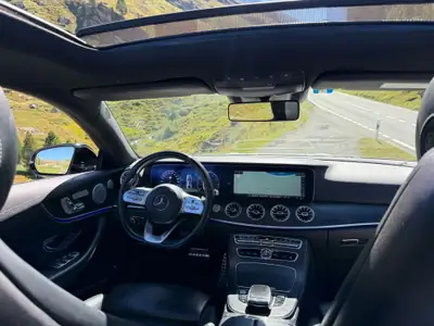 Mercedes-Benz E 200 AMG Line 4Matic — Coupé élégant, équipement premium, 179'000 km — Miniature 18
