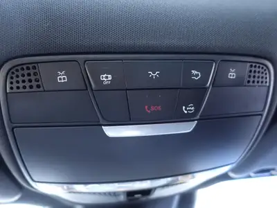 Mercedes-Benz E 220 d AMG Line 4Matic — Berline premium diesel, 185 500 km, sans sinistre — Miniatur 16