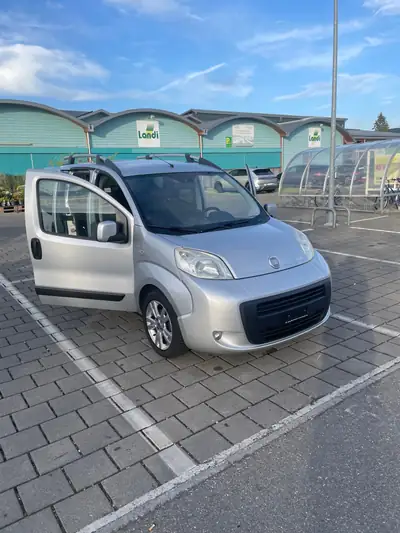 Fiat Qubo 1.3 JTD 75 Dynamic — Monospace compact économe, 166'000 km — Heckansicht