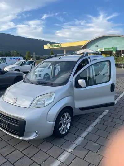 Fiat Qubo 1.3 JTD 75 Dynamic — Monospace compact économe, 166'000 km — Innenraum