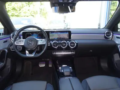 Mercedes-Benz A 200 AMG Line 4Matic — Berline compacte sportive, 85 500 km seulement — Miniatur 12