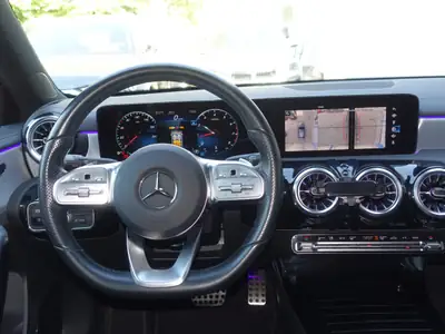 Mercedes-Benz A 200 AMG Line 4Matic — Berline compacte sportive, 85 500 km seulement — Miniatur 16