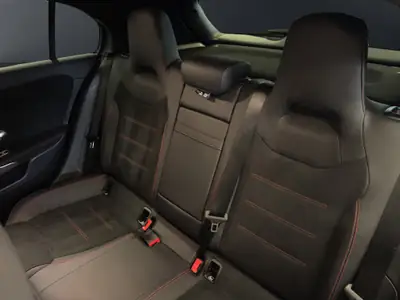 Mercedes-Benz Classe A 200 7G-DCT — Berline hybride compacte, 42 220 km, état impeccable — Miniatura 15