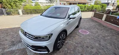 VW Tiguan 2.0 TDI SCR Highline — SUV robuste, 239 ch, sans sinistre — exterior view