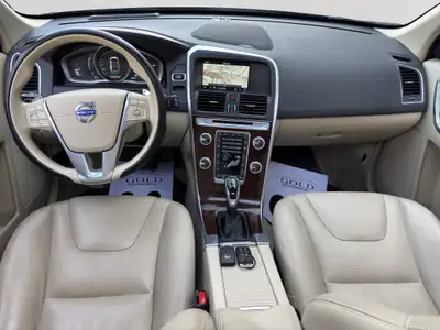 Volvo XC60 D5 AWD Summum — SUV premium diesel, transmission automatique, expertisé — Heckansicht