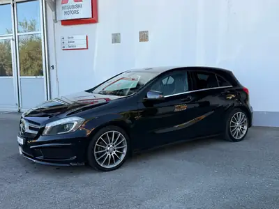 Mercedes-Benz Classe A 200 AMG Line — Berline compacte premium, entretien suivi — cruscotto