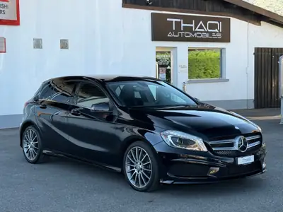 Mercedes-Benz Classe A 200 AMG Line — Berline compacte premium, entretien suivi — Miniatura 13