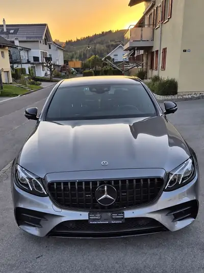 Mercedes-Benz E 53 AMG 4Matic+ — Berline sport hybride, 457 ch et technologie MHEV — arrière