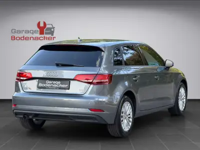 Audi A3 Sportback 1.6 TDI — Diesel économe, 108 000 km, garantie 1 an — cruscotto
