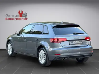 Audi A3 Sportback 1.6 TDI — Diesel économe, 108 000 km, garantie 1 an — interni