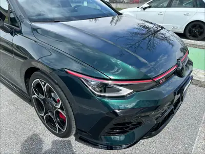 VW Golf 2.0 TSI GTI Edition 50 DSG — Sportive affûtée, 325 ch et très peu kilométrée — Miniature 10