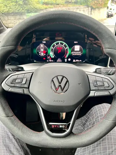 VW Golf 2.0 TSI GTI Edition 50 DSG — Sportive affûtée, 325 ch et très peu kilométrée — Miniature 13