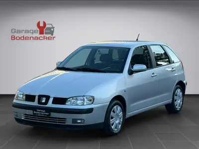 SEAT Ibiza 1.4 Signo 2001 — Citadine d'époque, entretien complet, première main — fianco