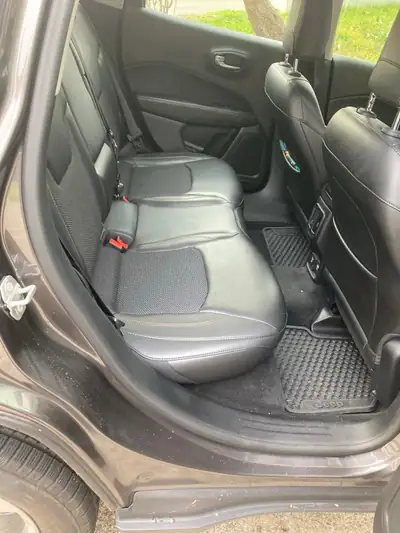 Jeep Compass 2.0 CRD Freedom AWD — SUV diesel robuste, 47000 km, entretien impeccable — Miniature 7