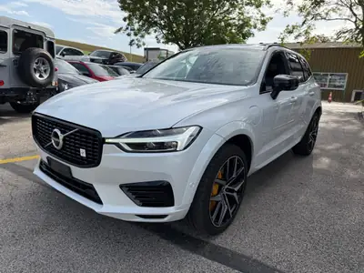Volvo XC60 T8 eAWD Polestar — Hybride rechargeable haute performance, 78 500 km — Seitenansicht