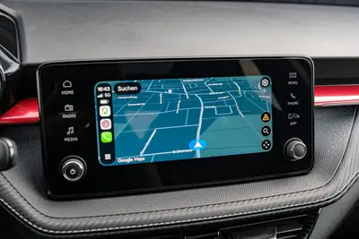 Skoda Fabia 1.0 TSI Monte Carlo DSG — Citadine dynamique, garantie usine 5 ans — Miniatura 18
